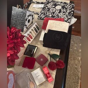 ♥️ Galentines Day ♥️ Chanel Beauty Bundle